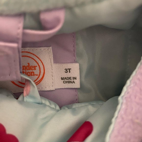 Kids, shoes and clothing - Picture 16 of 16